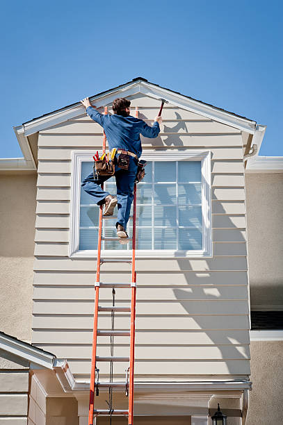 Best Siding Removal and Disposal  in Fayetteville, AR